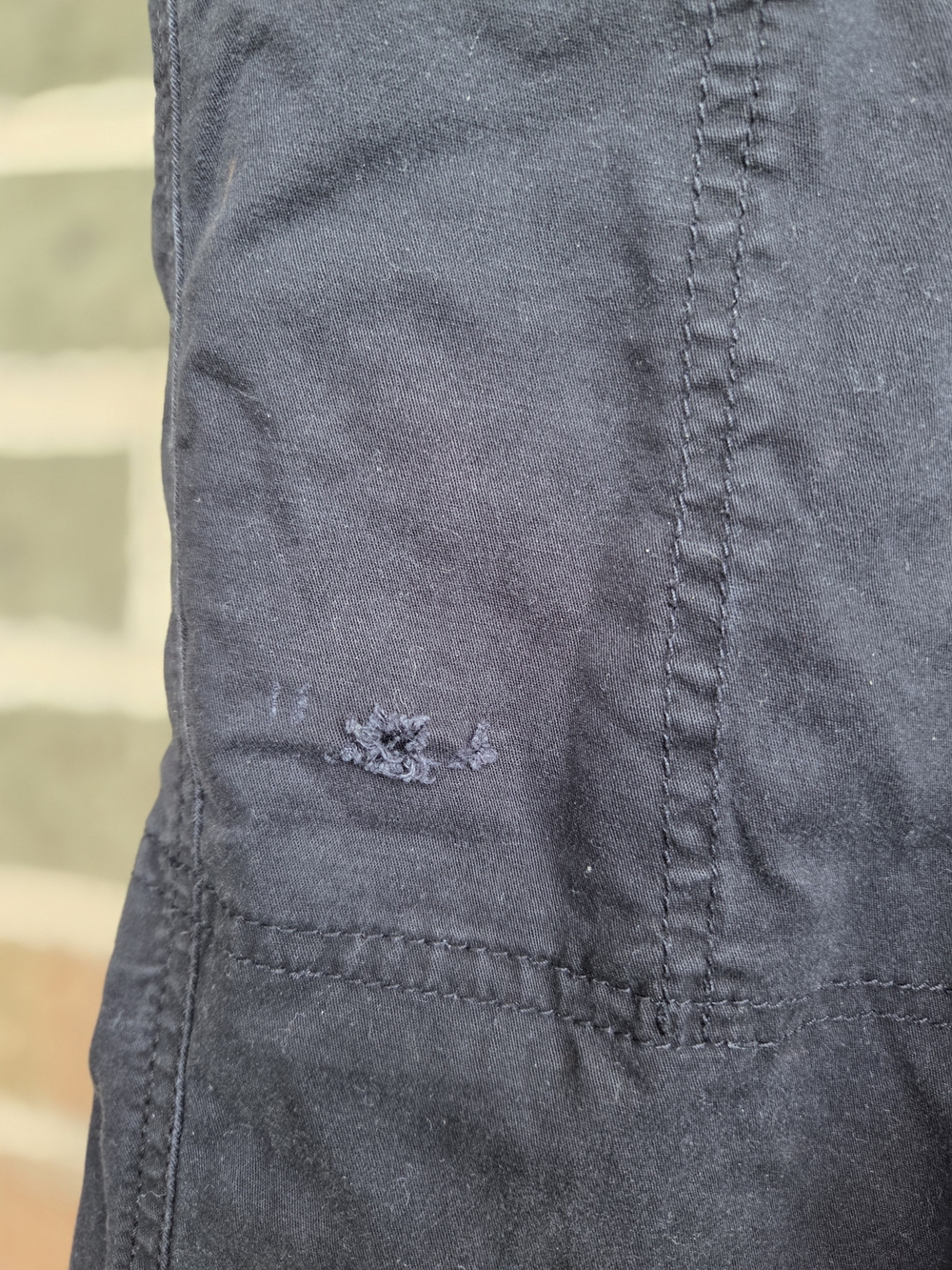 Black Jogger Cargo Pants - Casual Utility Style - Picture 2 of 3